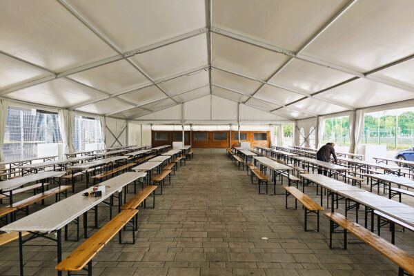 Veľkoplošné eventové stany